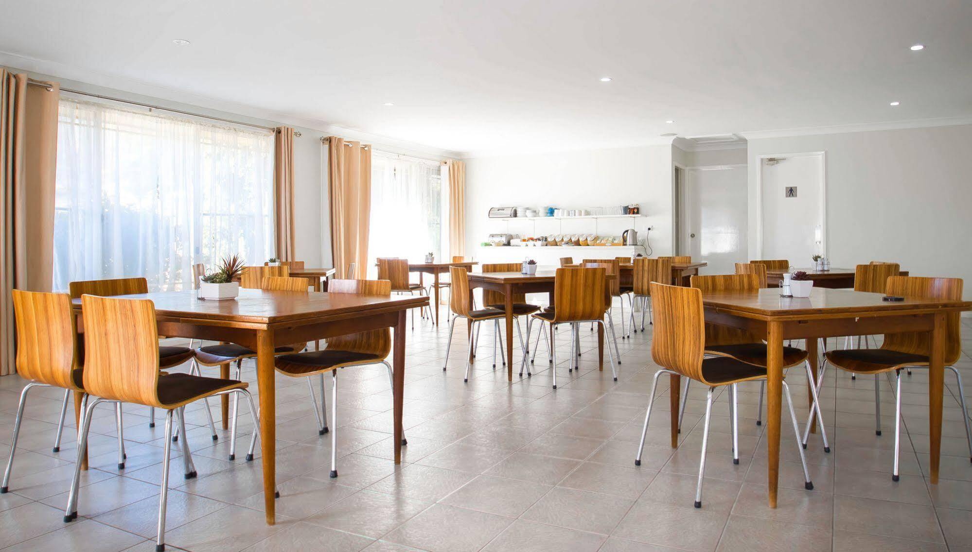 Almond Inn Tamworth Zewnętrze zdjęcie